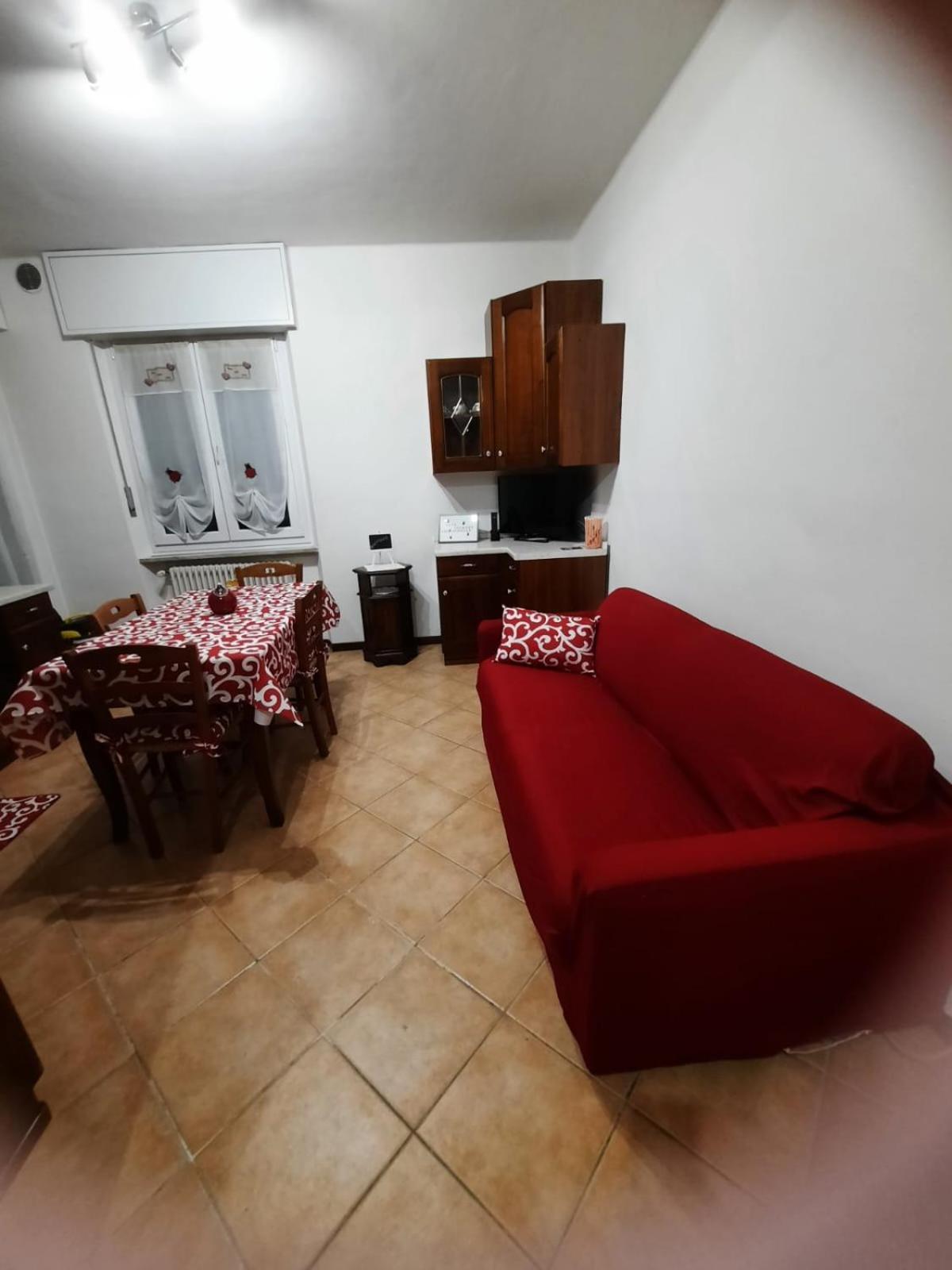 Casa Vacanze Le Coccinelle نيتسا مونفيراتو المظهر الخارجي الصورة